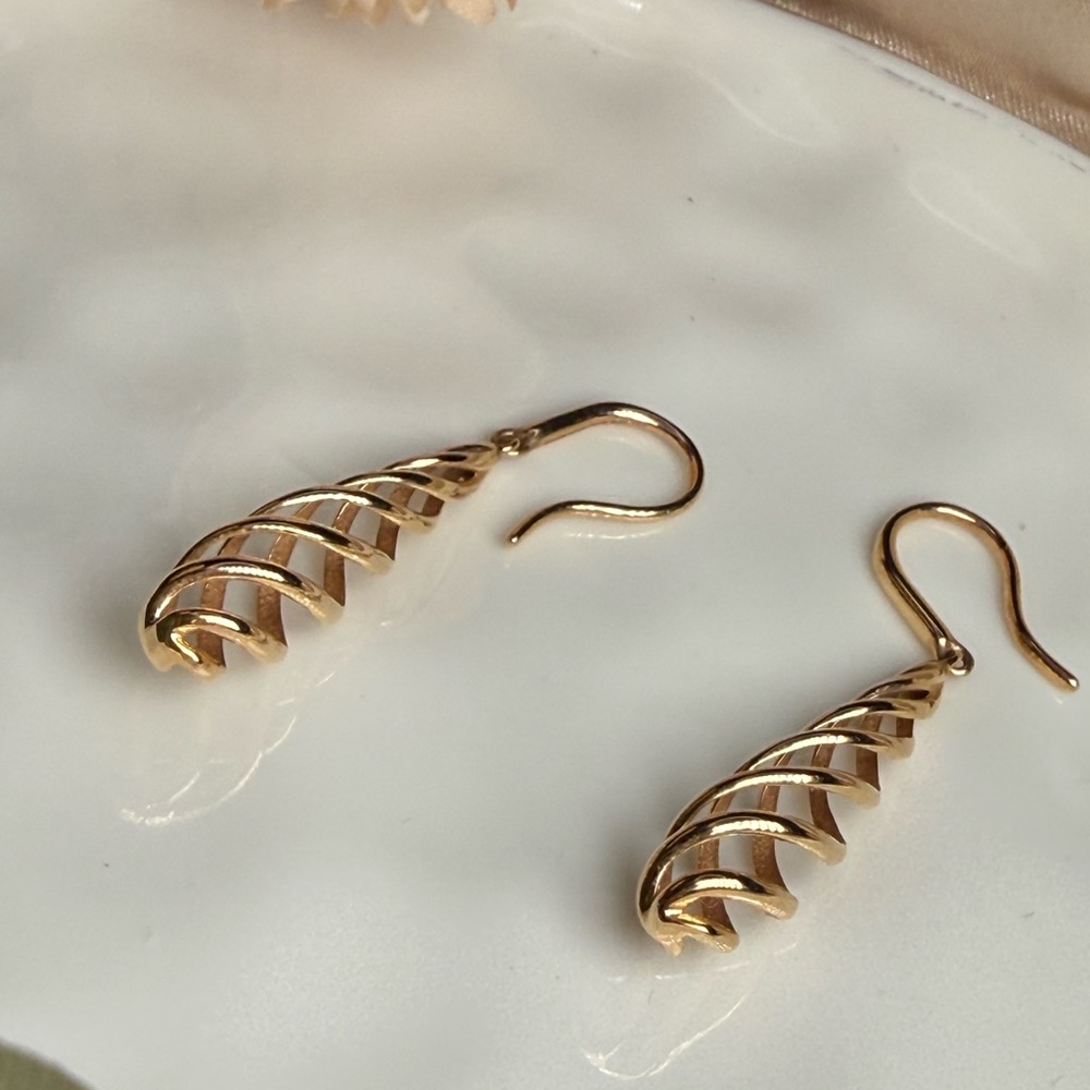Tiffany & Co Paloma Picasso Luce Spiral Drop Earrings 18K Gold 750 Italy - Picture 2 of 5